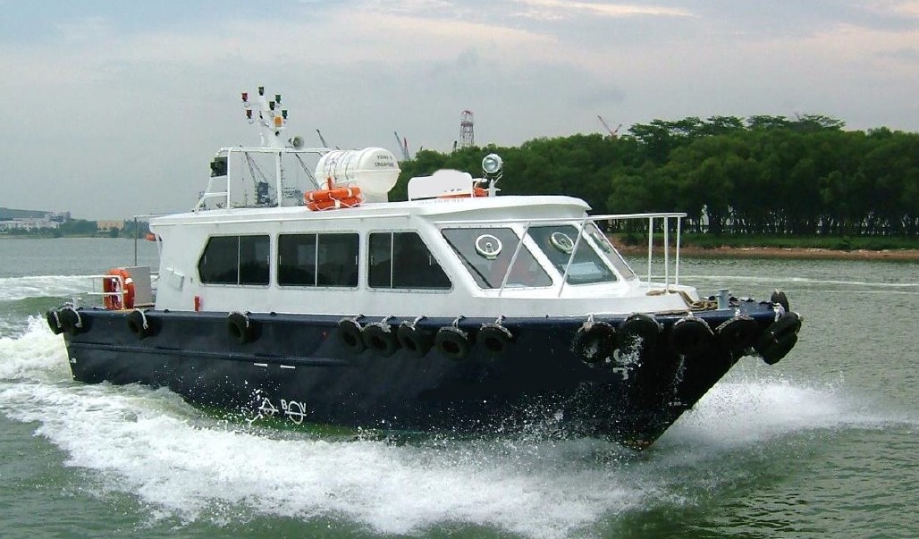 Go 1088 - Crew Work Boat - 12m