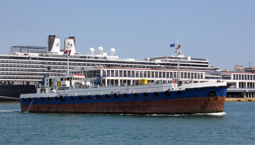 Go 1122 - Oil Tanker - 52m