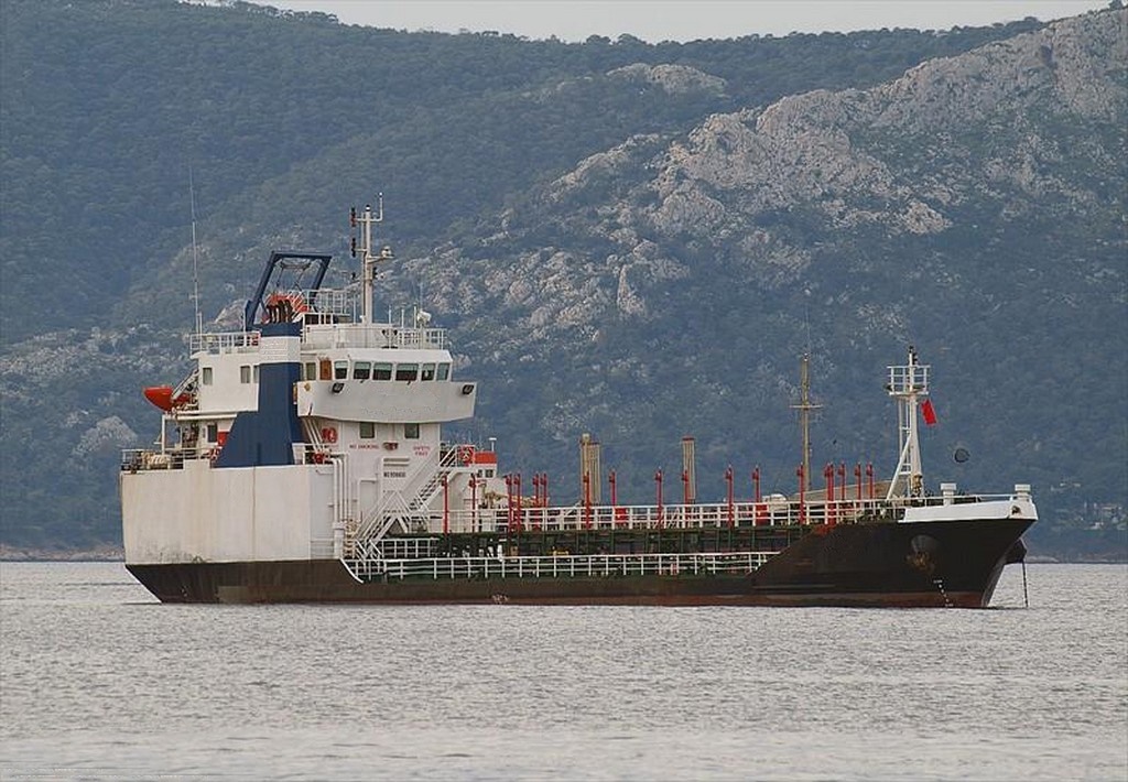 Go 1195 - RoRo Oil Tanker - 58m