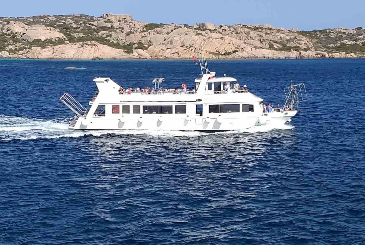 Go 1216 - Day Cruise Ship - 21m