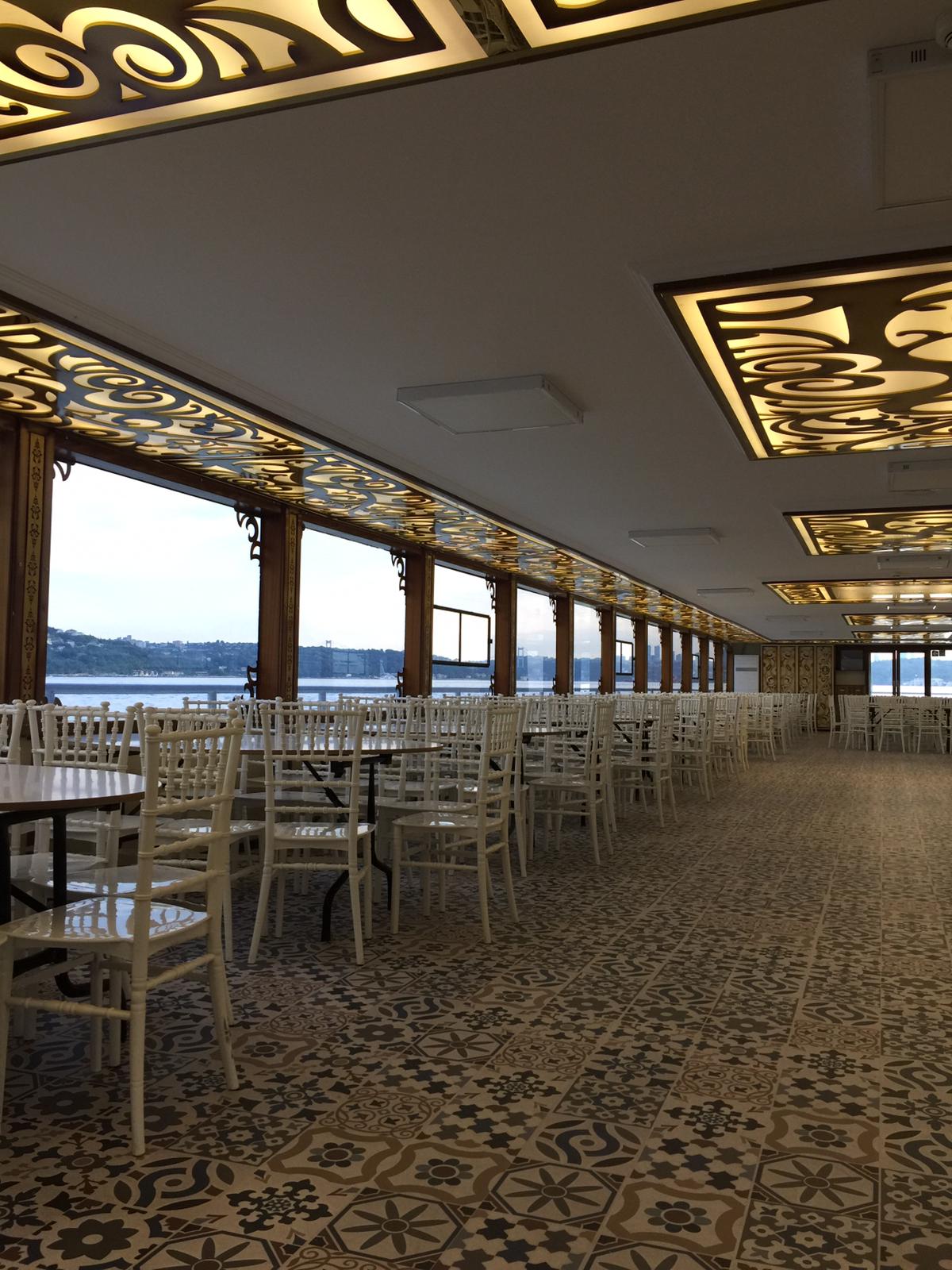 Go 1228 - Day Cruise Ship - 41m