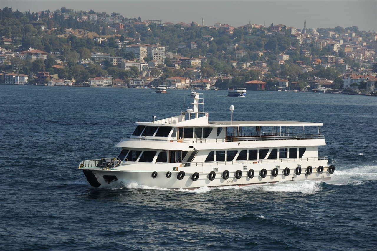 Go 1237 - Day Passenger Boat - 40m
