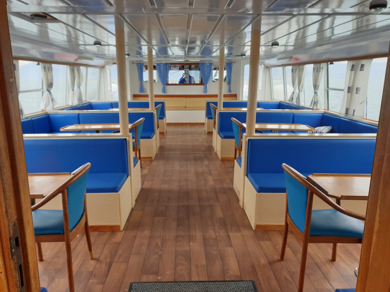 Go 0298 - Day Passenger Boat - 37m
