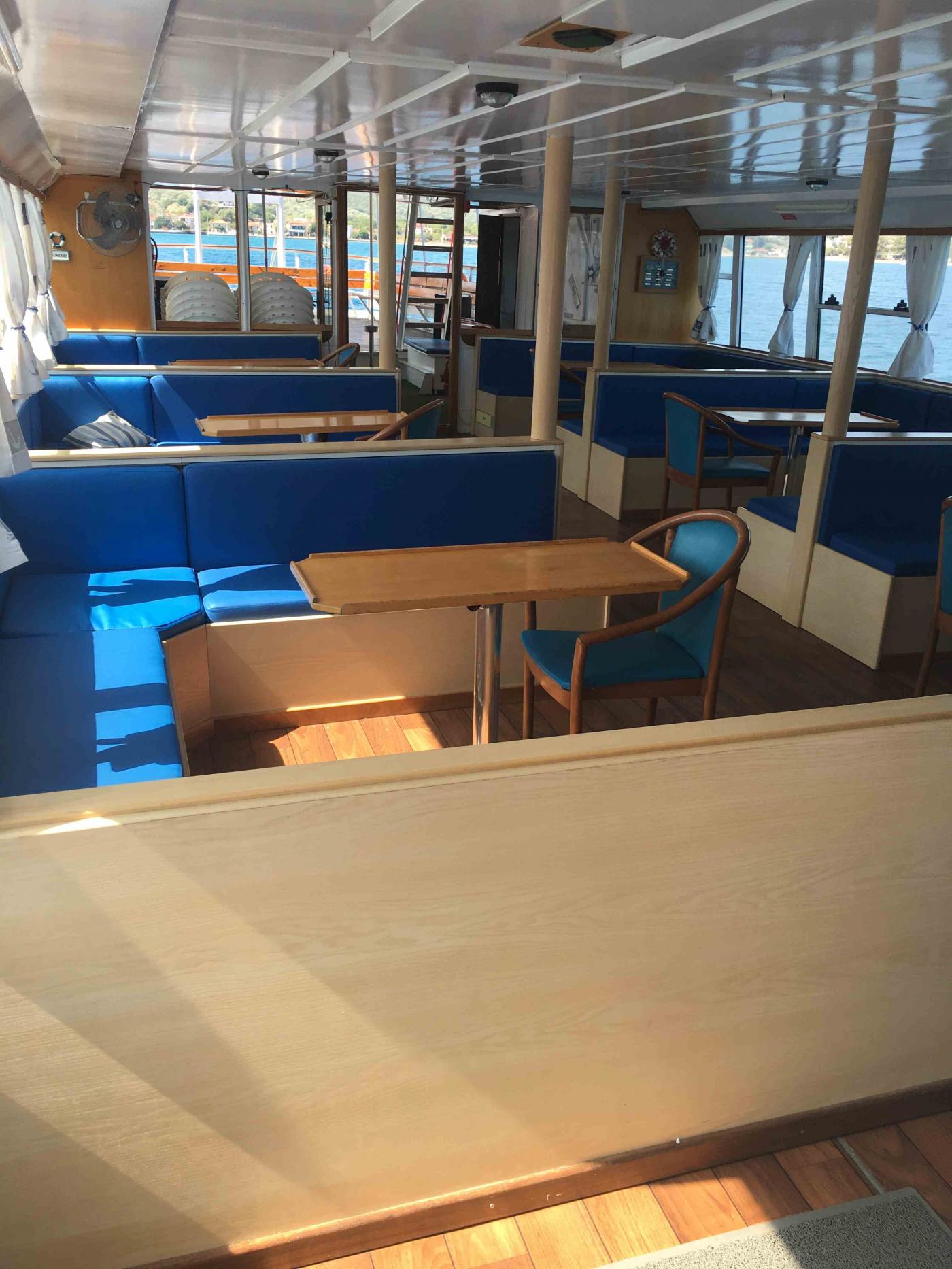 Go 0298 - Day Passenger Boat - 37m