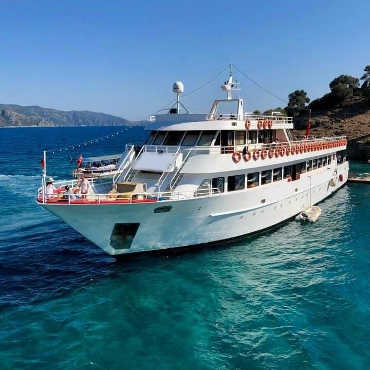 Go 1282 - Day Cruise Ship - 42m