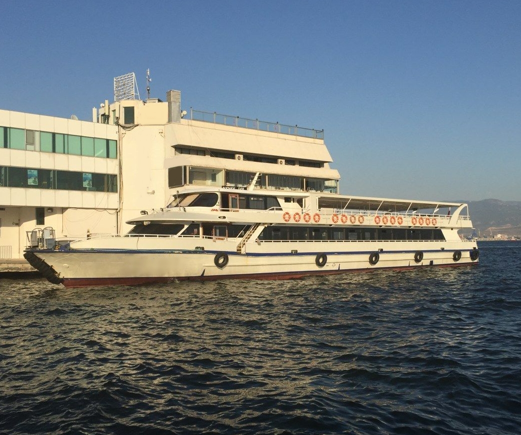 Go 1303 - Day Passenger Boat - 42m