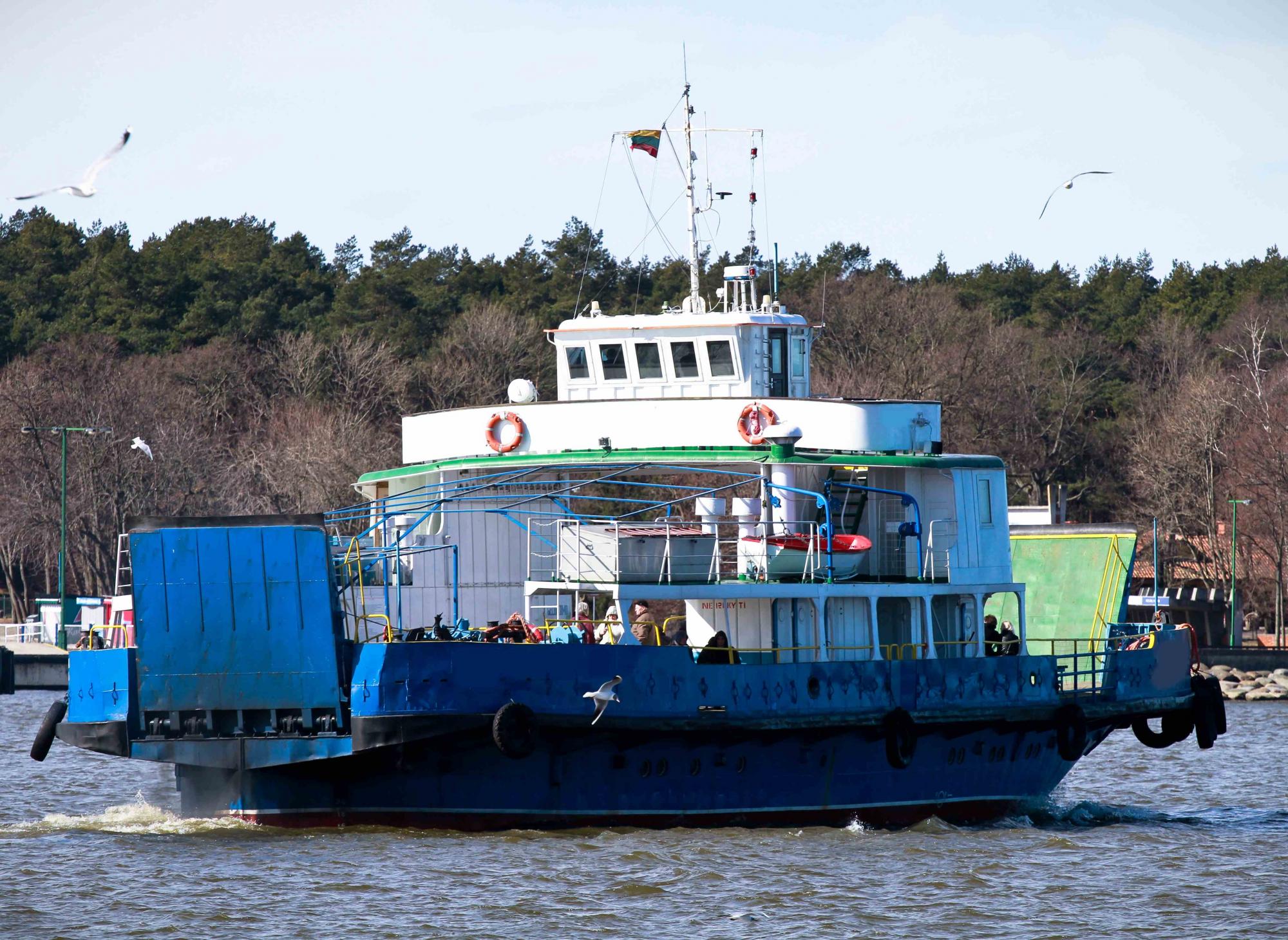 Go 1337 - Double Ended Ferry - 32m
