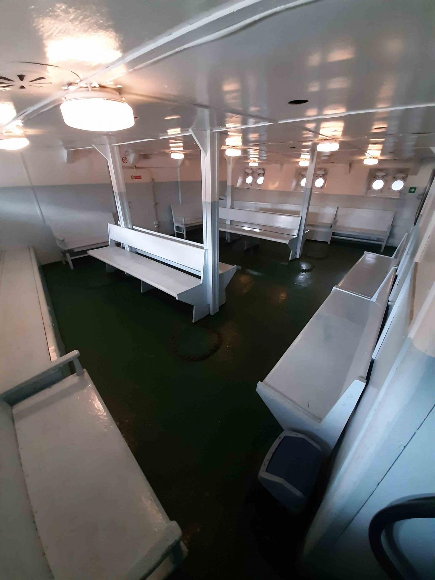 Go 1337 - Double Ended Ferry - 32m