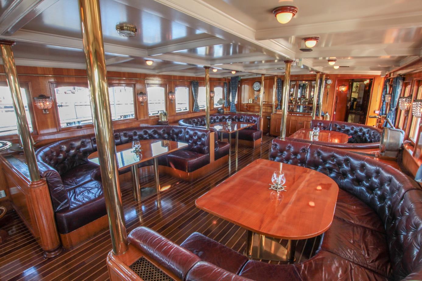 Go 1338 - Day Cruise Ship - 38m