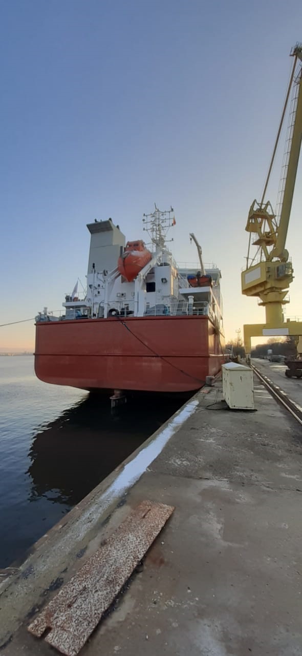 Go 1343 - Oil Chemical Tanker - 91m