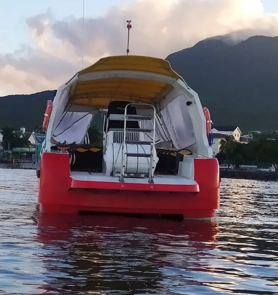 Go 1360 - Day Passenger Boat - 11m