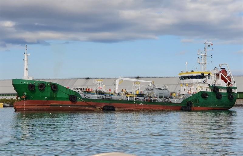 Go 1384 - Oil Tanker - 69m