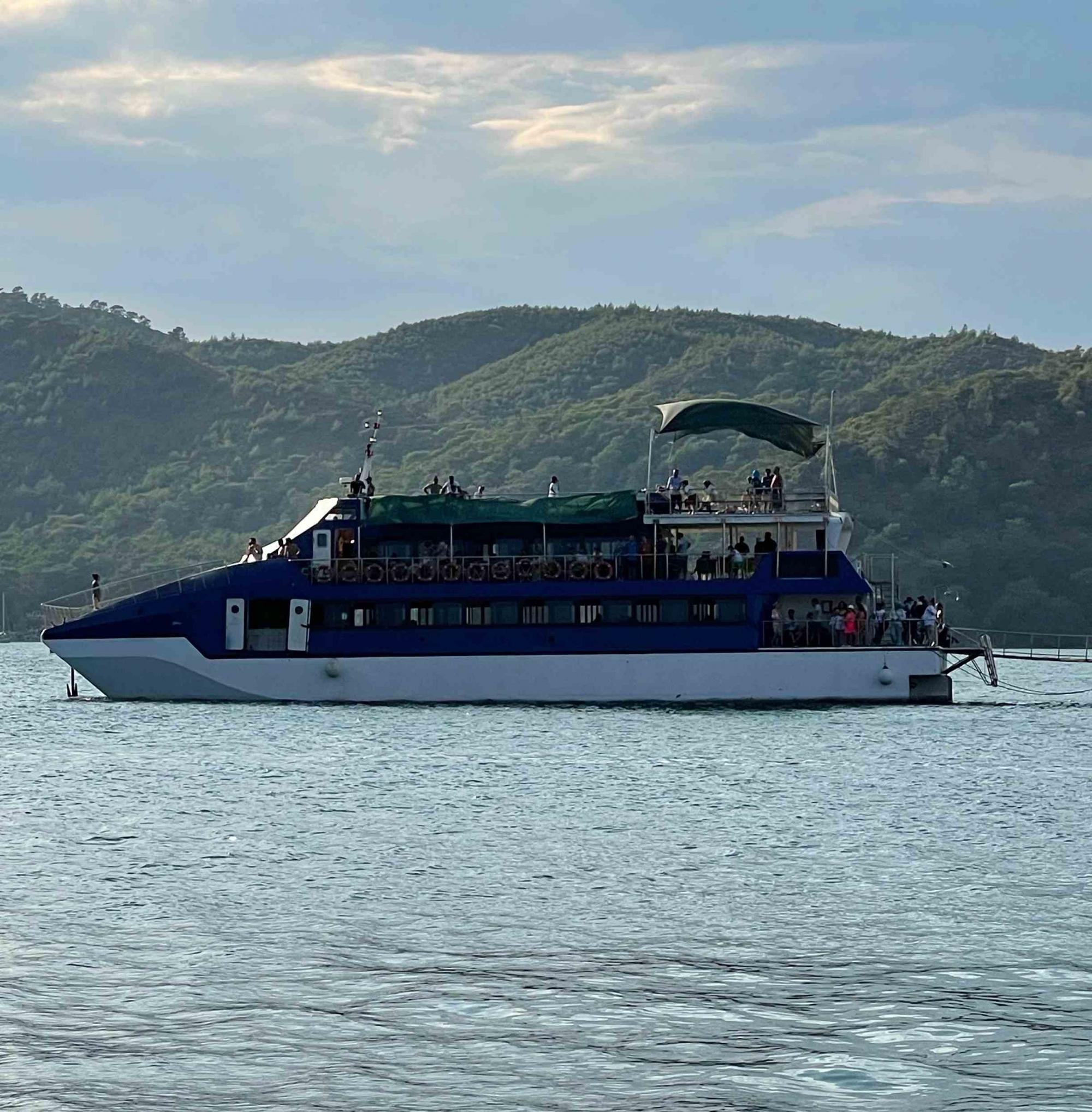 Go 1389 - Passenger Catamaran - 32m