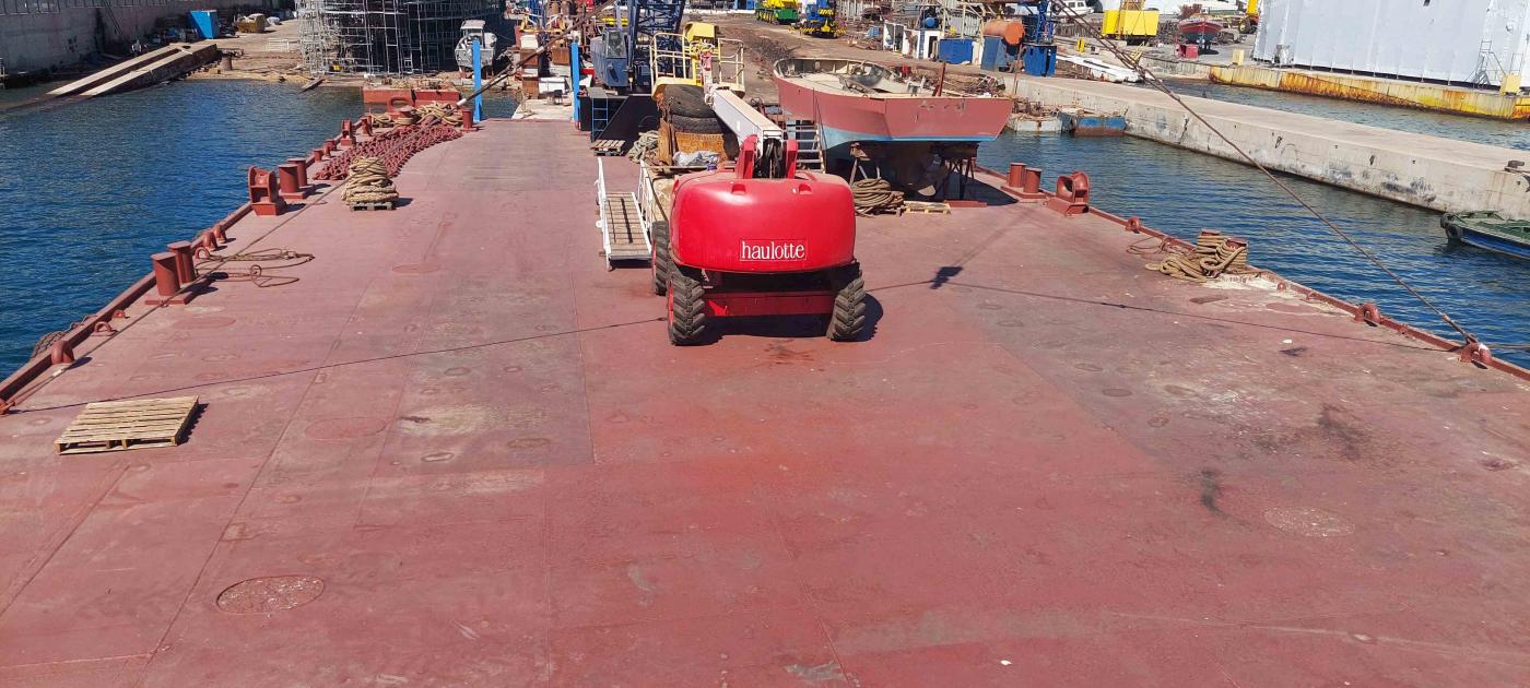 Go 1398 - Flat top deck barge - 48m