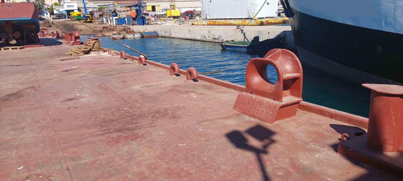 Go 1398 - Flat top deck barge - 48m