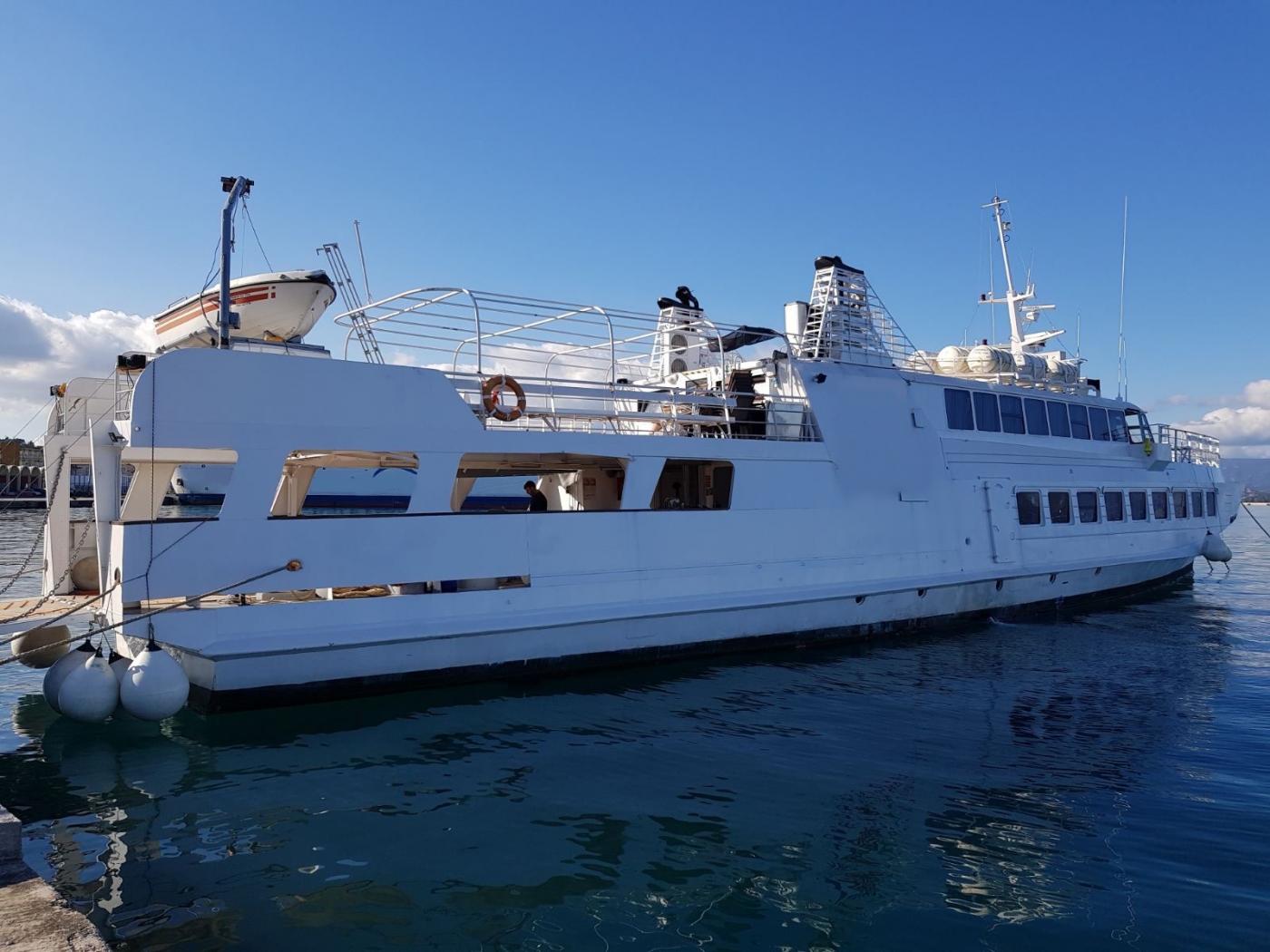 Go 0746 - Day RoPax Ferry - 40m