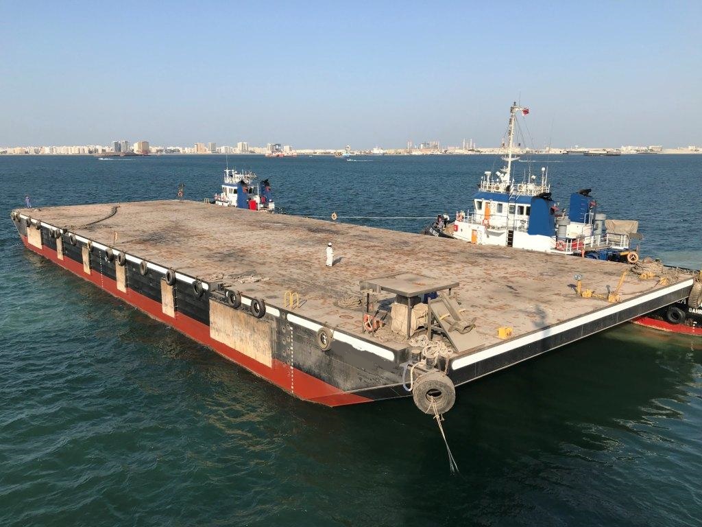 Go 1411 - Ballastable deck barge - 76m