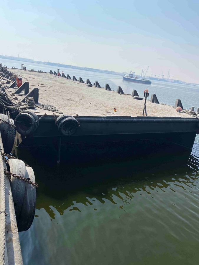 Go 1417 - Flat top deck barge - 54m