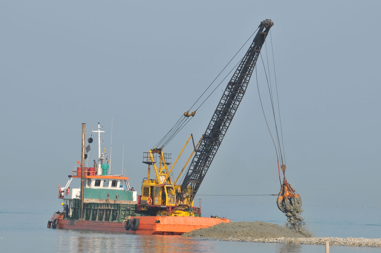 Go 1423 - Floating Crane - 39m