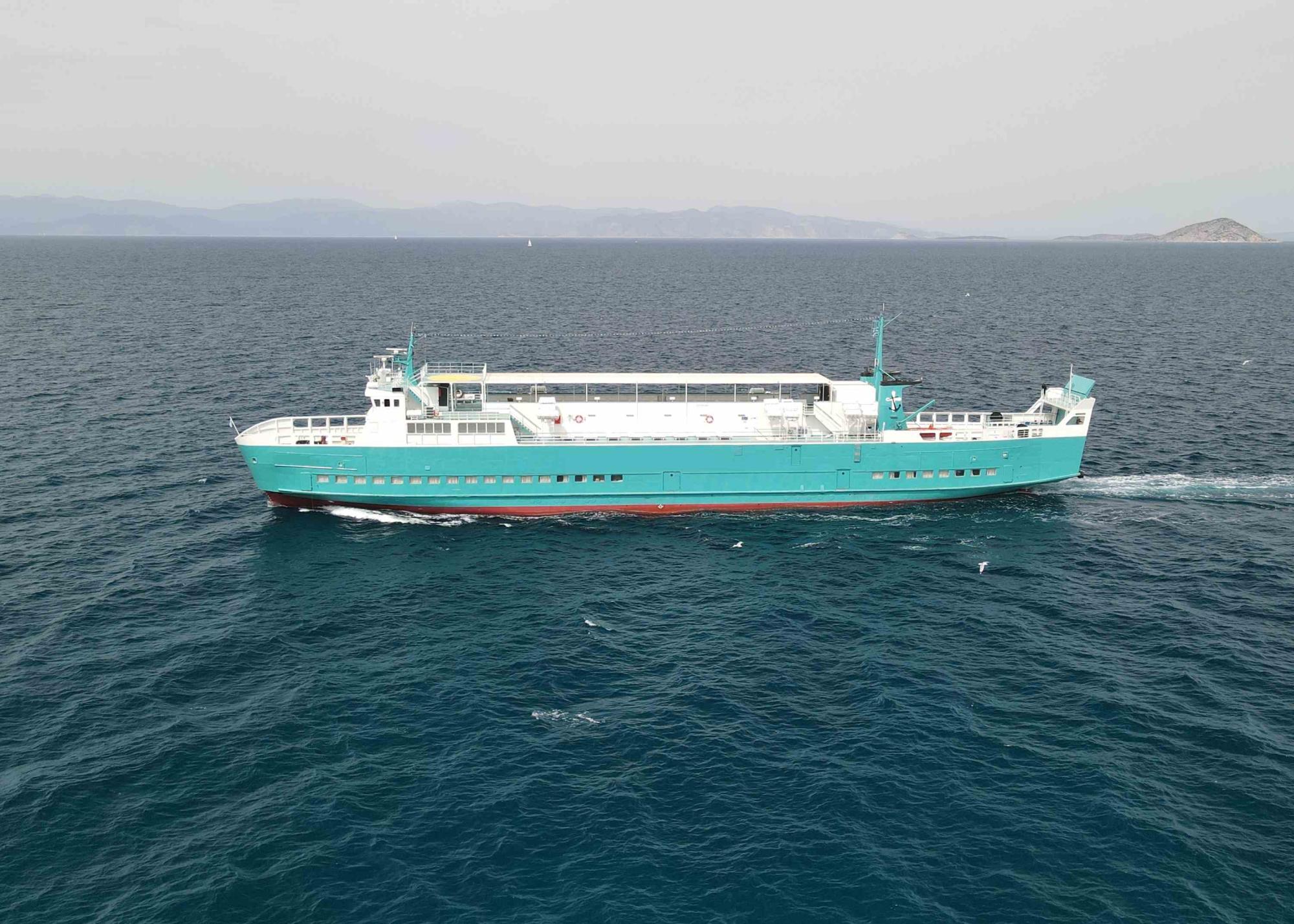Go 1432 - Day RoPax Ferry - 82m