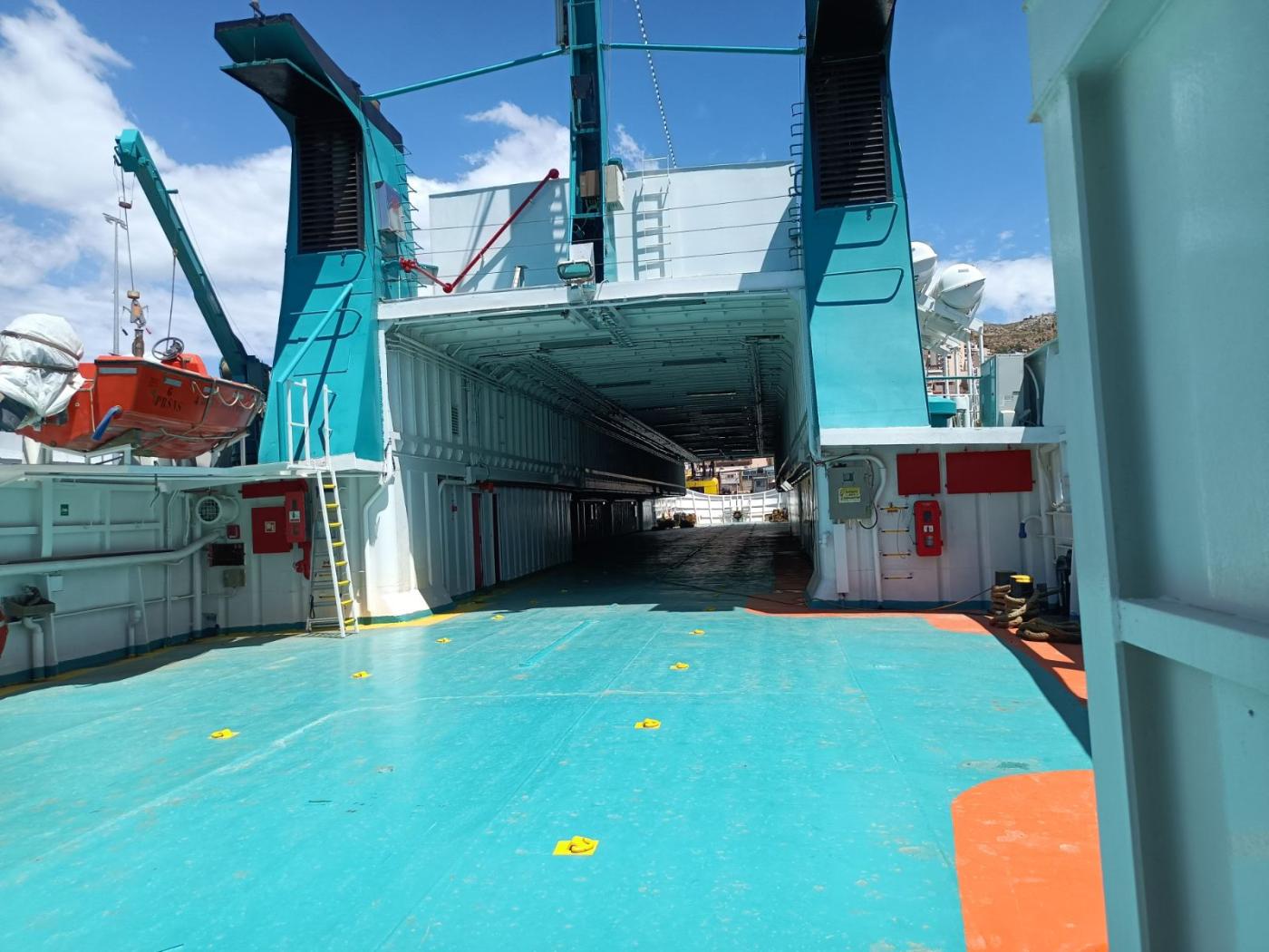 Go 1432 - Day RoPax Ferry - 82m