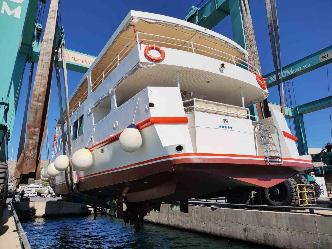 Go 1461 - Day Cruise Ship - 34m