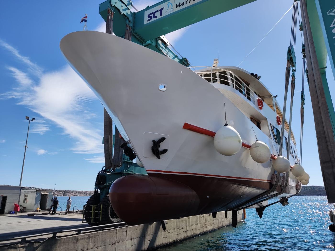 Go 1461 - Day Cruise Ship - 34m