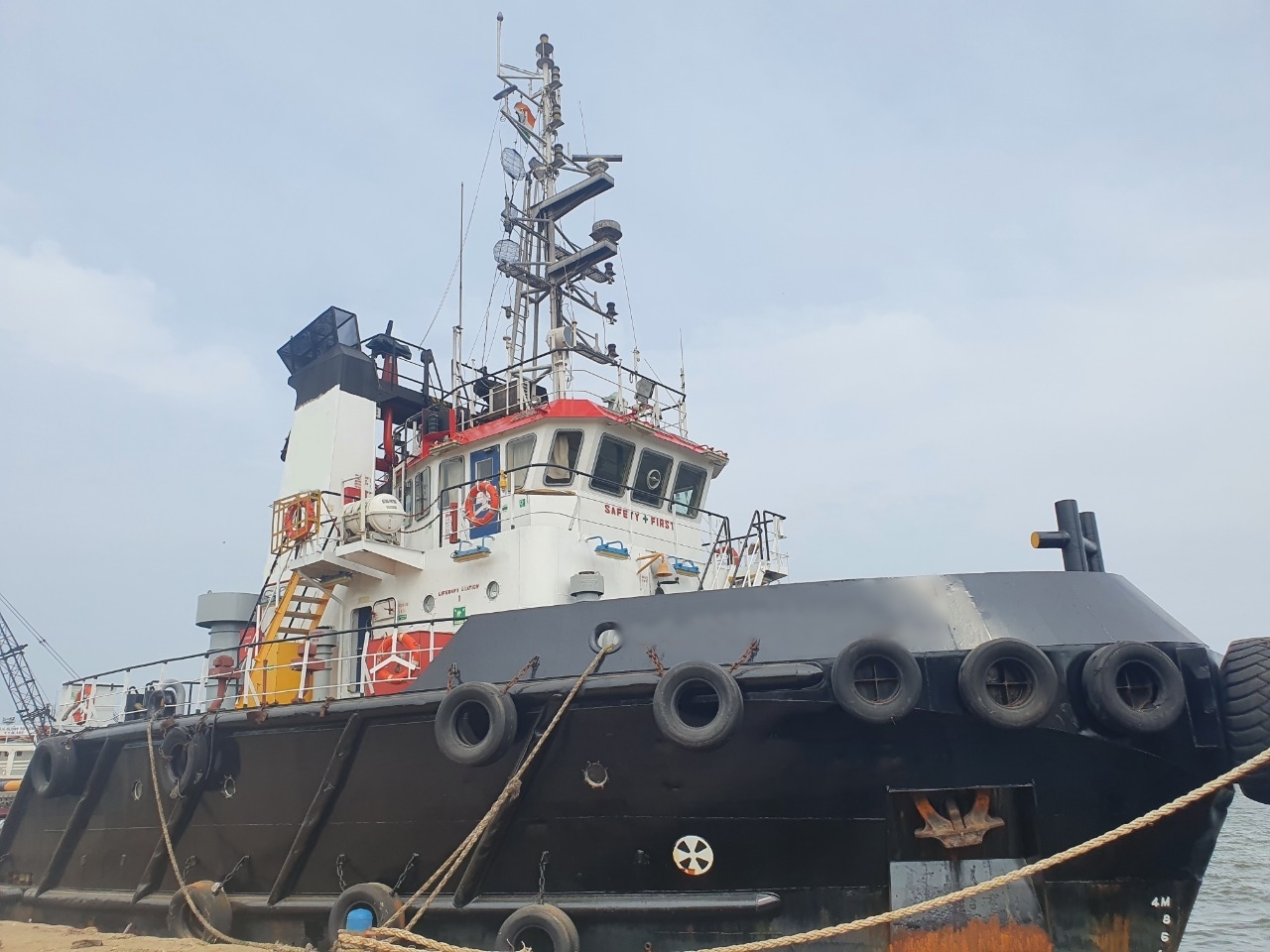 Go 1462 - Tug Boat - 37m