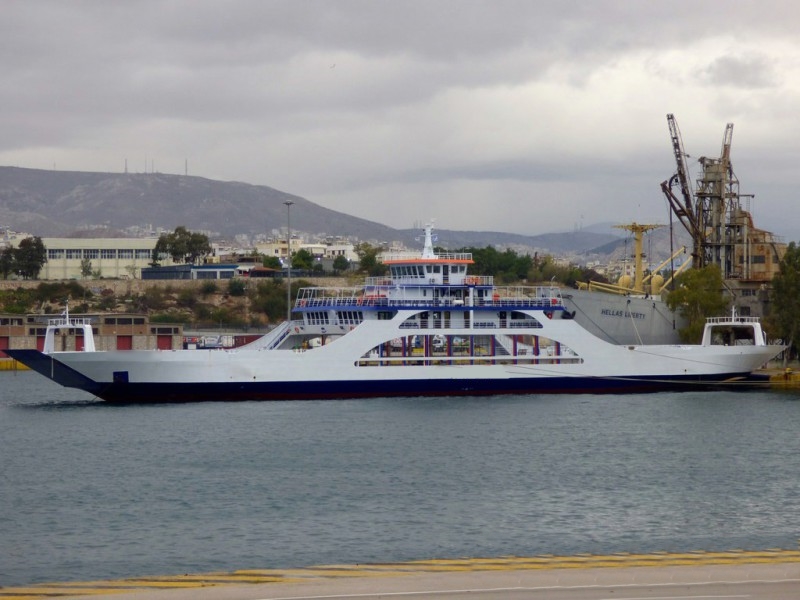 Go 0168 - Double Ended Ferry - 100m