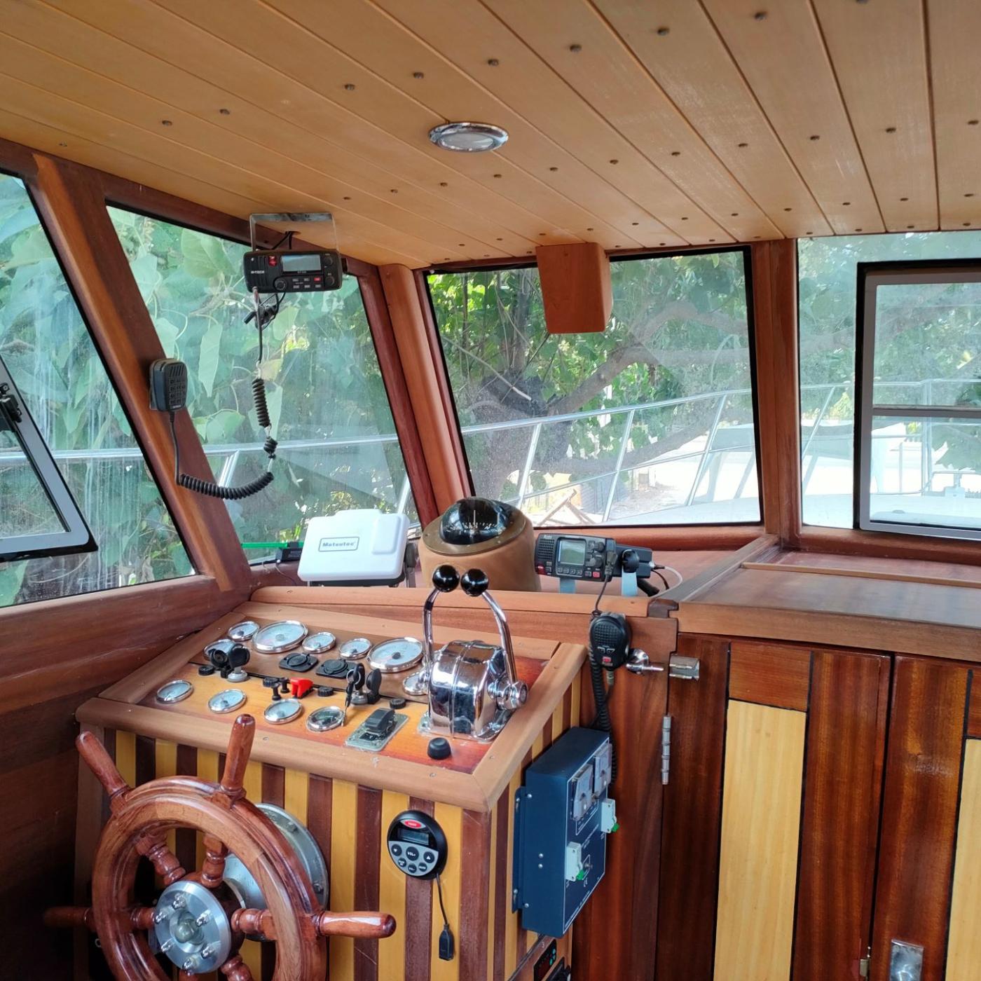 Go 1478 - Motor Yacht - 9m