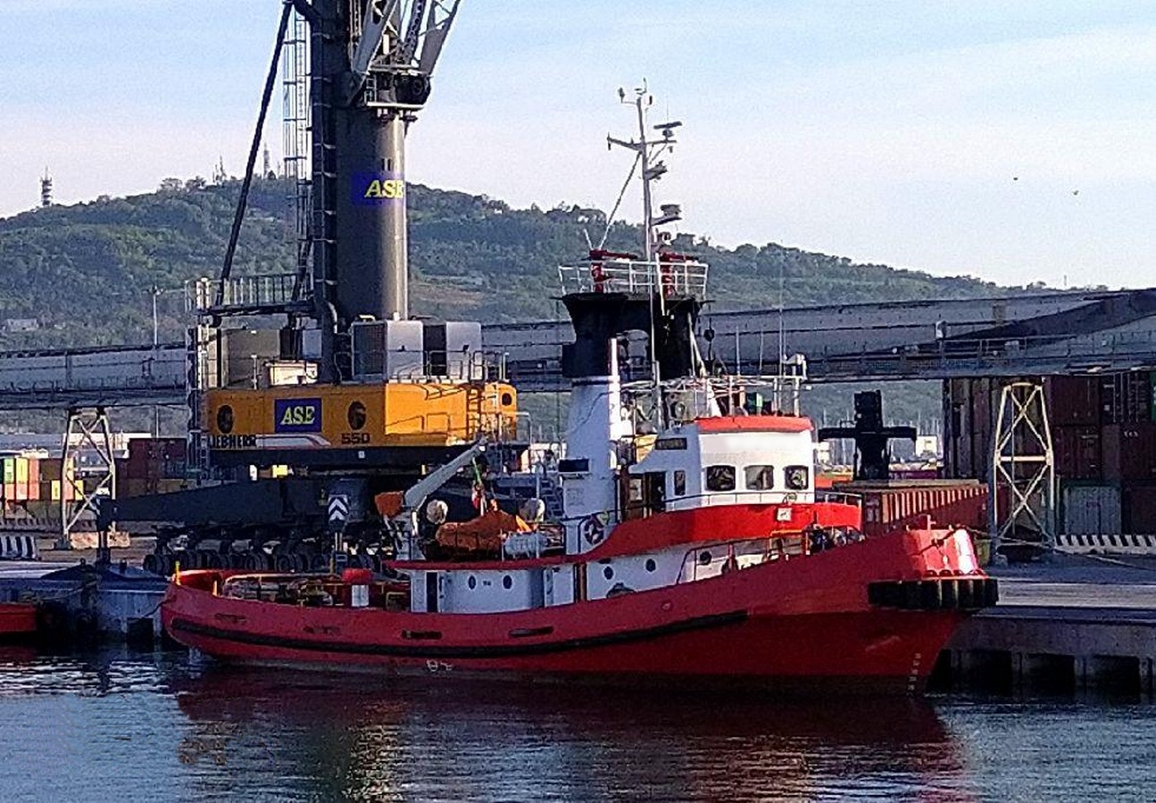 Go 1482 - Tug Boat - 31m