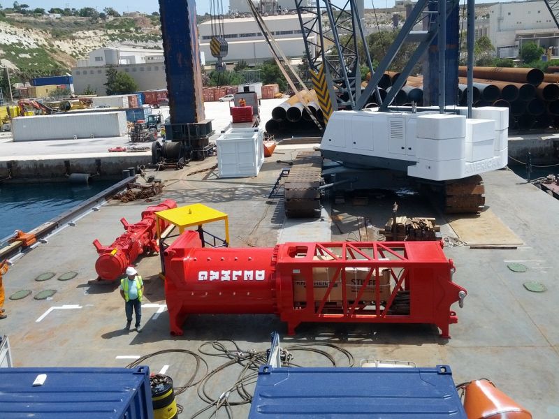 Go 0371 - Jack Up Barge - 58m