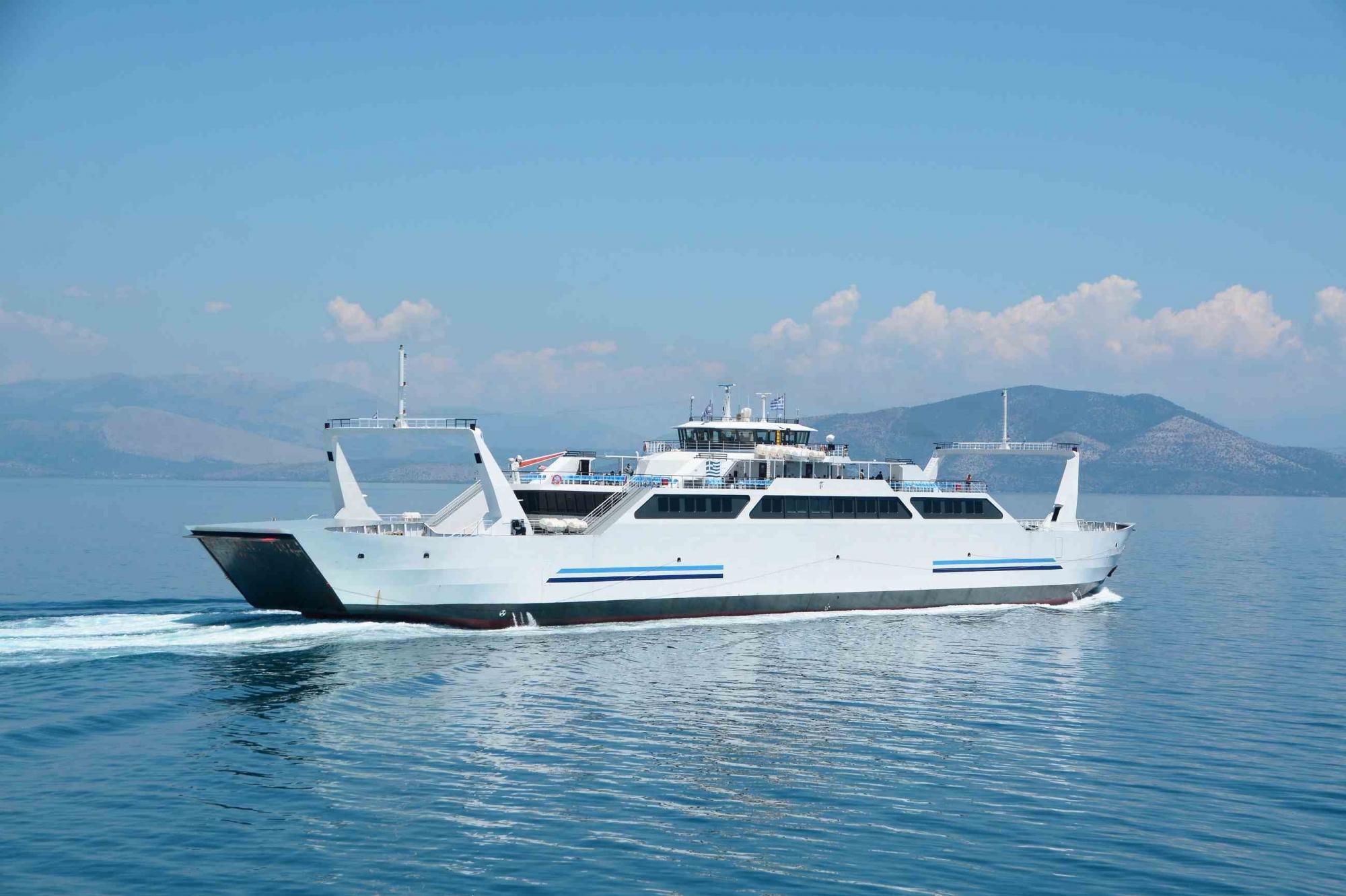 Go 0372 - Double Ended Ferry - 104m