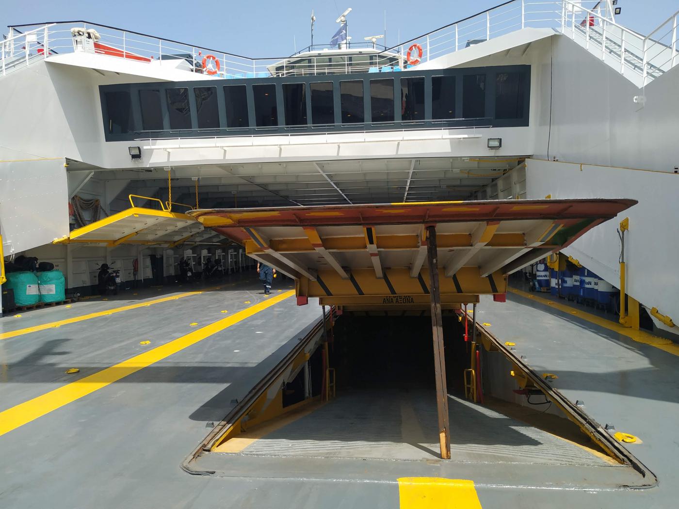Go 0372 - Double Ended Ferry - 104m