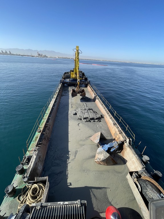 Go 0451 - Backhoe Dredger - 57m
