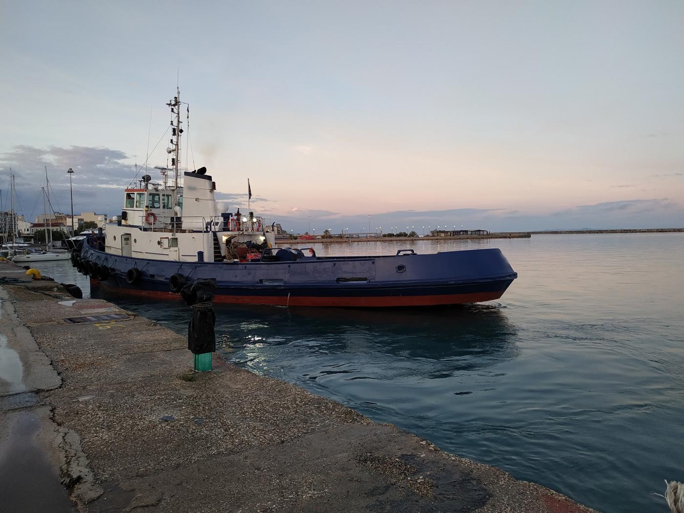 Go 0548 - Tug Boat - 30m