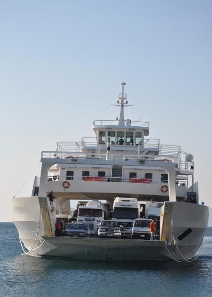Go 0592 - Double Ended Ferry - 75m
