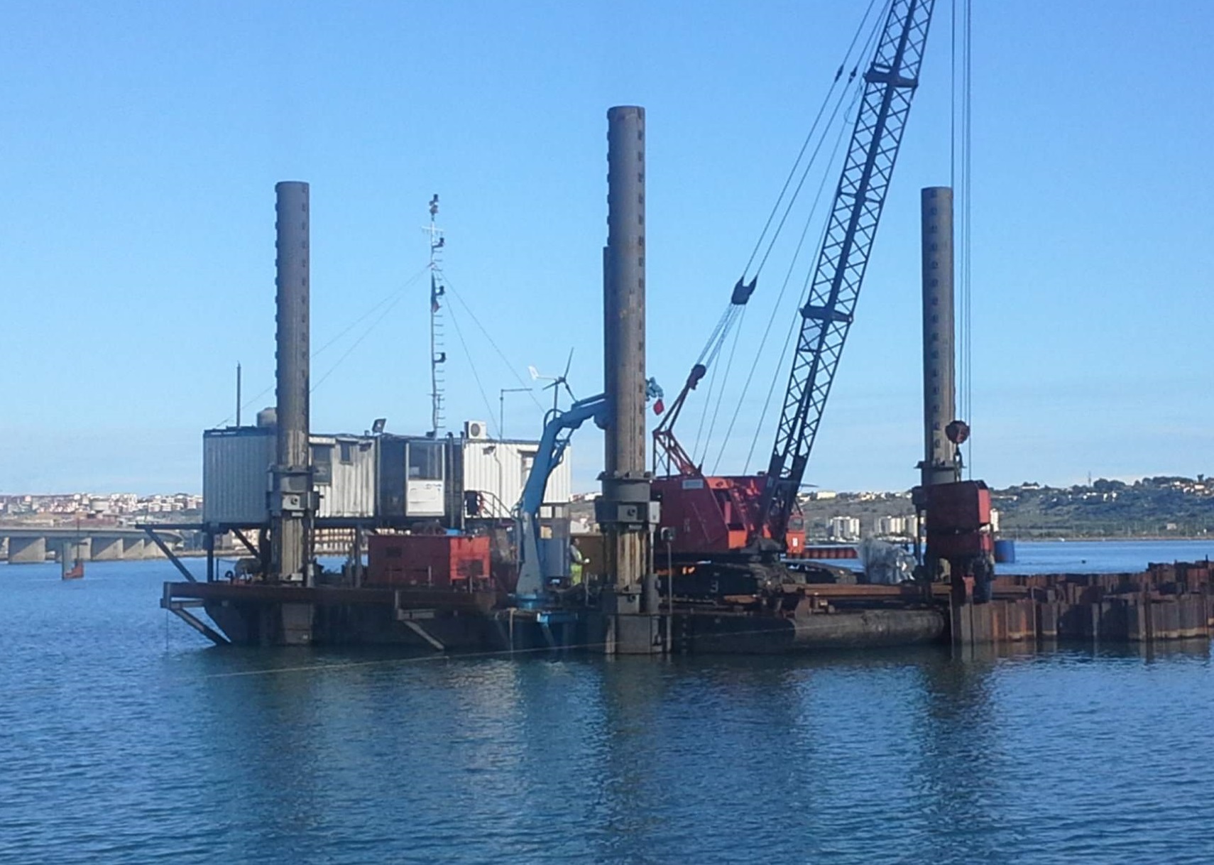Go 0613 - Jack Up Barge - 20m