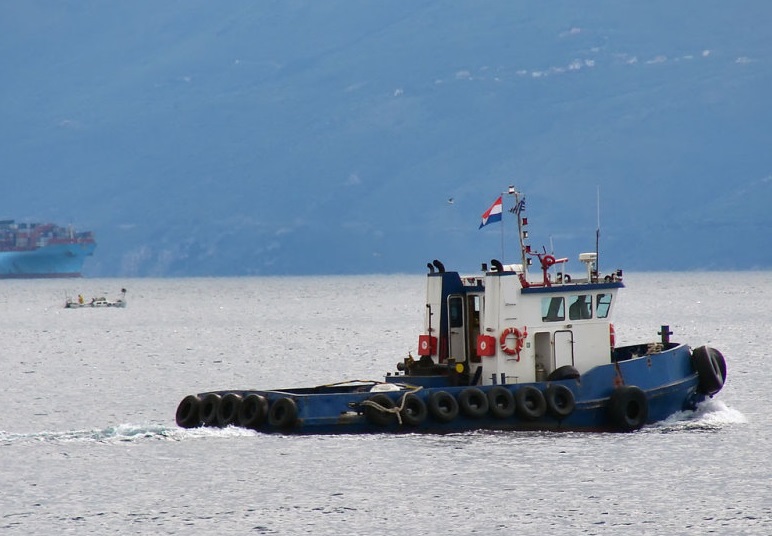Go 0433 - Tug Boat - 15m