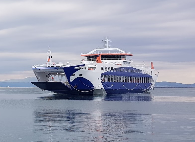 Go 0676 - Double Ended Ferry - 105m
