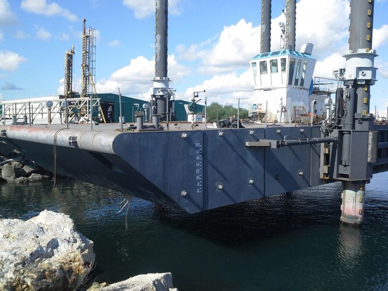 Go 0748 - Jack Up Barge - 31m