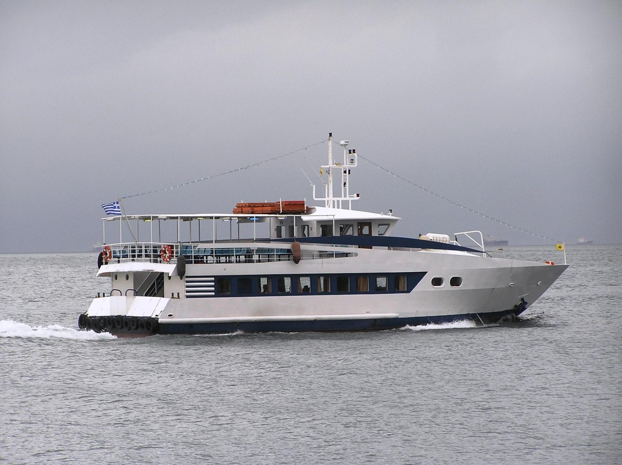 Go 0761 - Day Passenger Boat - 24m