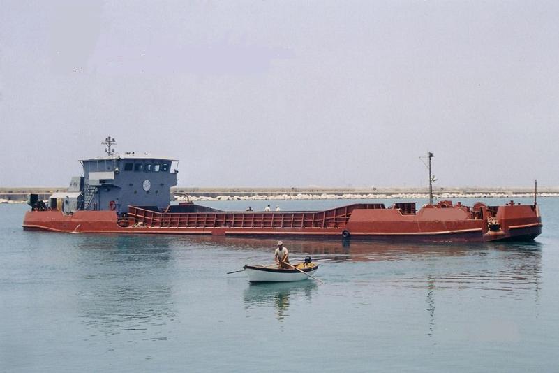 Go 0090 - Split Hopper Barge - 50m