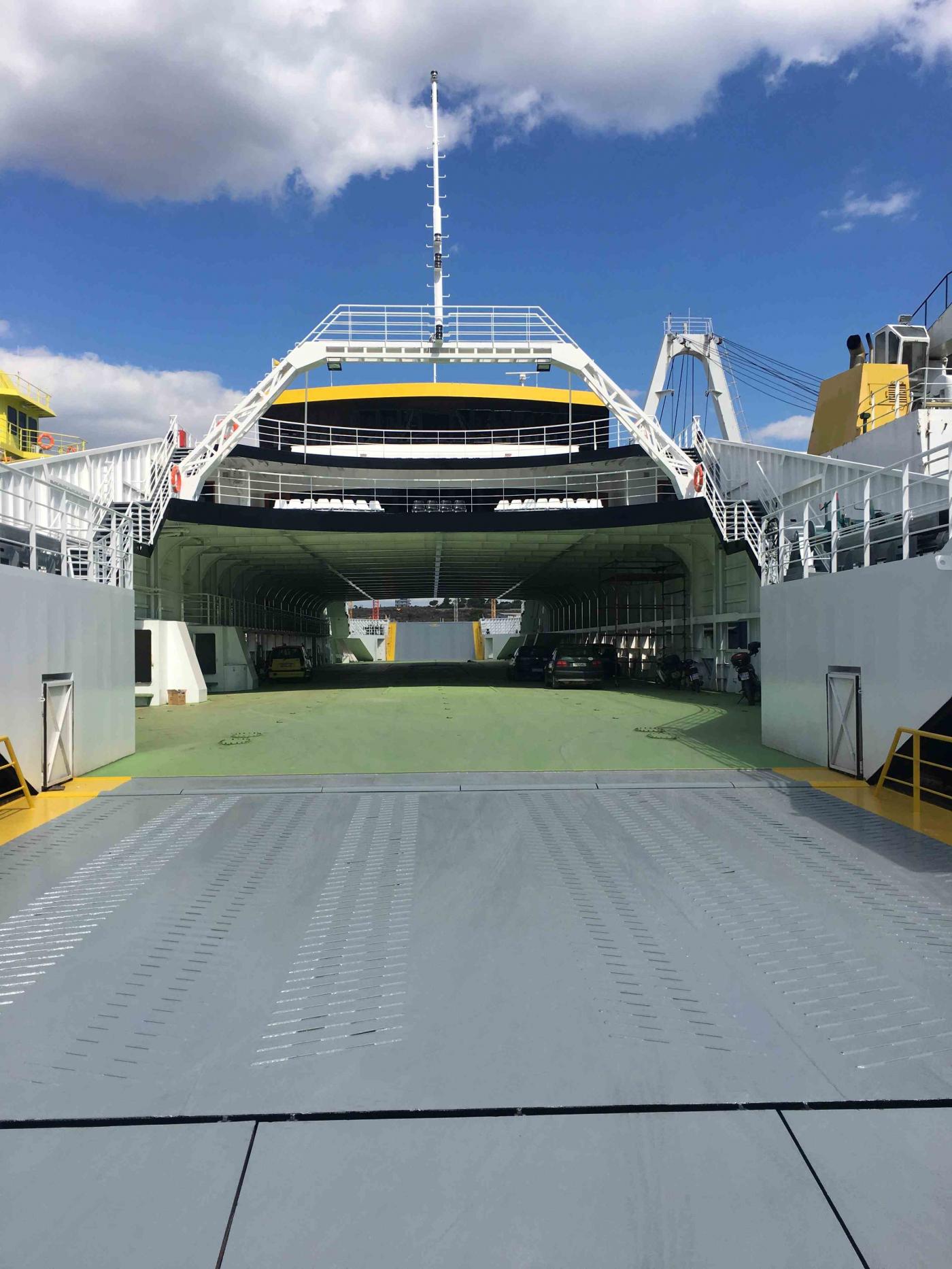 Go 0866 - Double Ended Ferry - 107m
