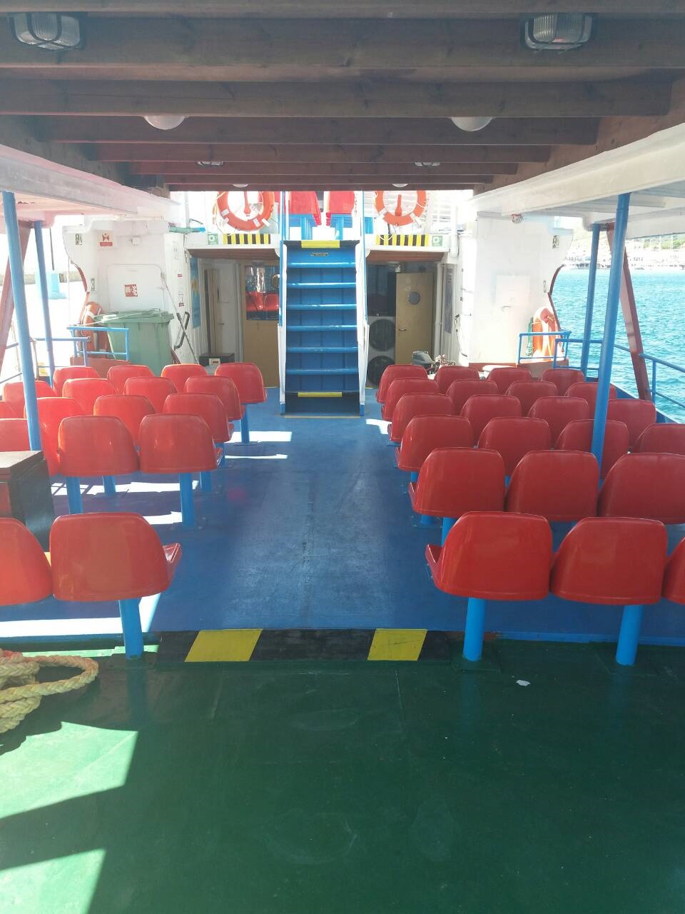 Go 0895 - Day Passenger Boat - 33m