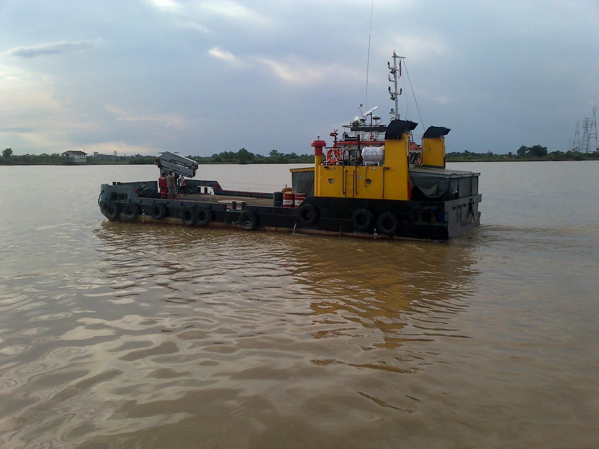 Go 0907 - Work Boat - 21m