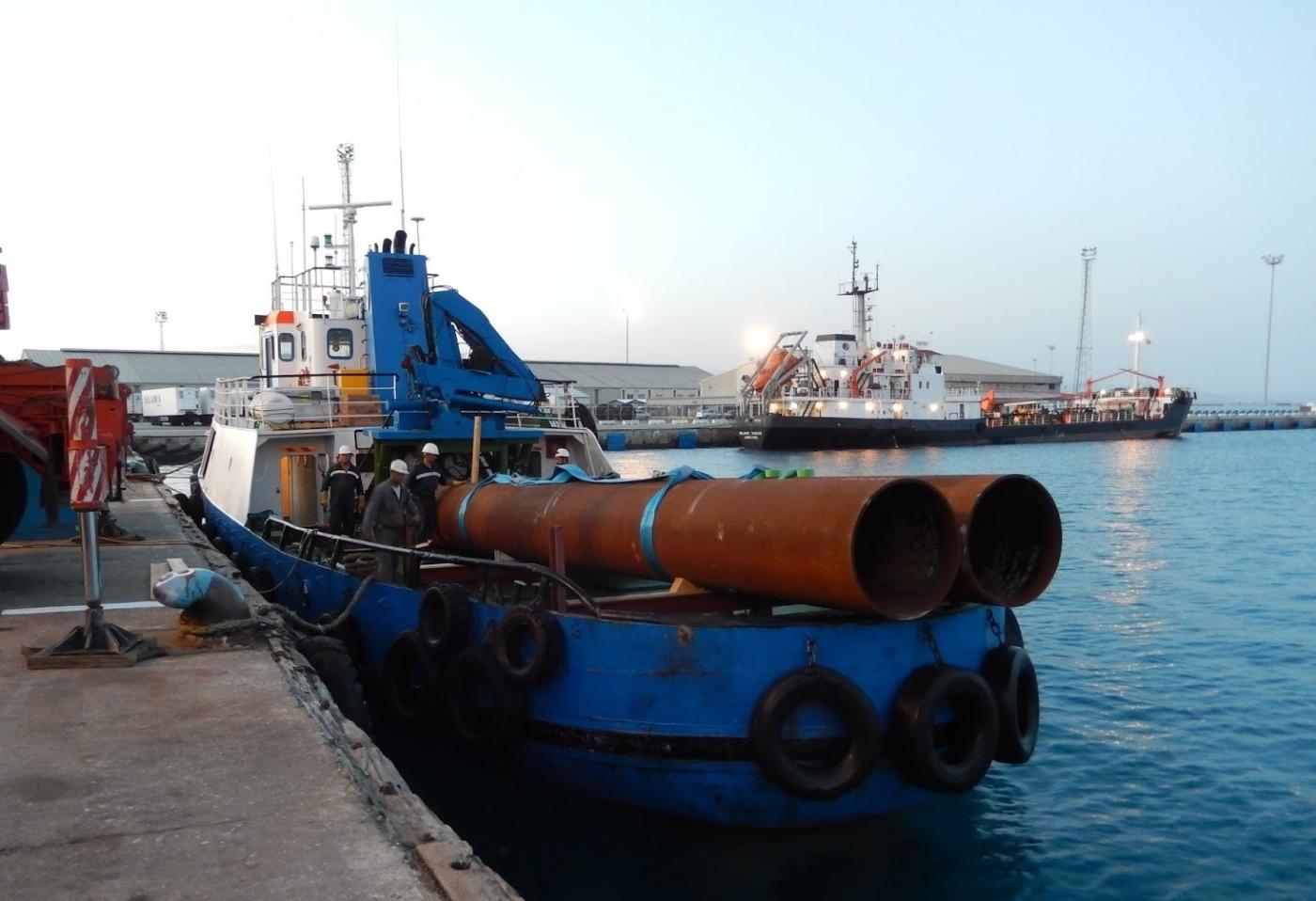 Go 0956 - Tug Boat - 23m
