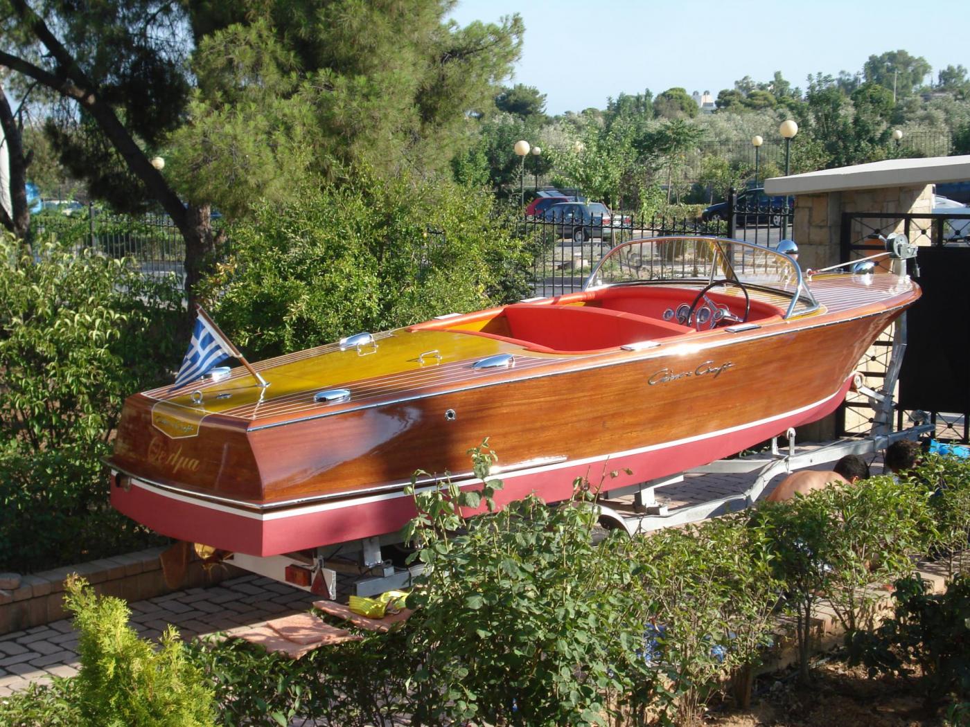 GY 122 - Motor Yacht - 5m