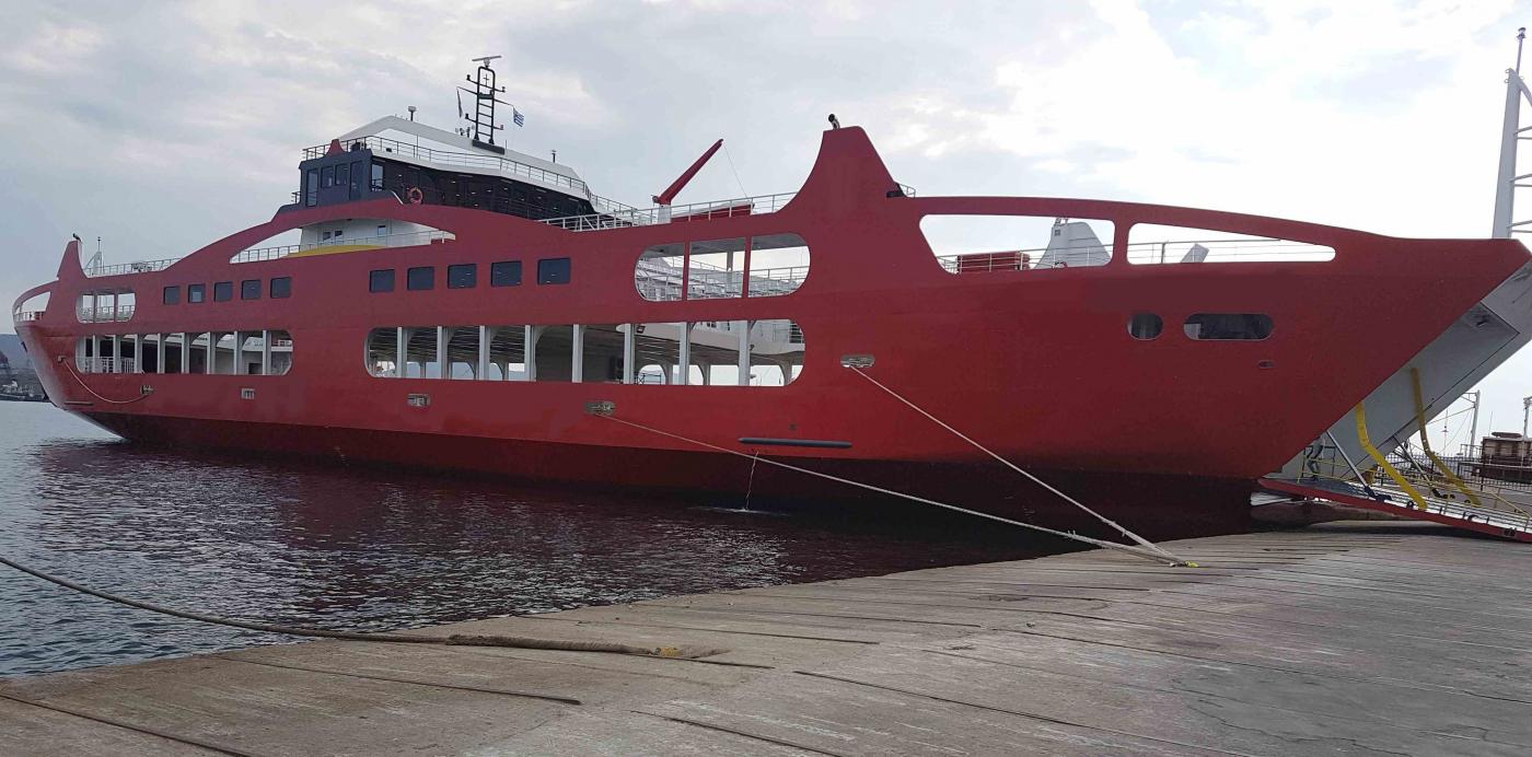 Go 0953 - Double Ended Ferry - 100m